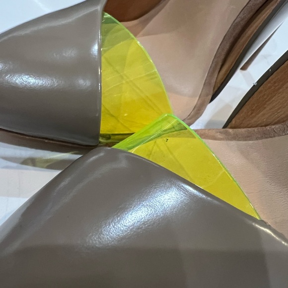 Material: Genuine Leather
Heel Height: High Heel
Style: Casual size 6.5 NEW - Picture 4 of 13